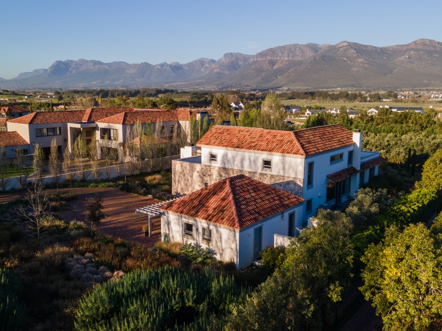 4 Bedroom Property for Sale in Winelands Western Cape
